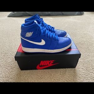 Jordan 1 High Hyper Royal